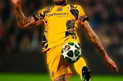 开云体育官方网站-关于国际米兰门将神勇扑救，挽救球队两连败的信息