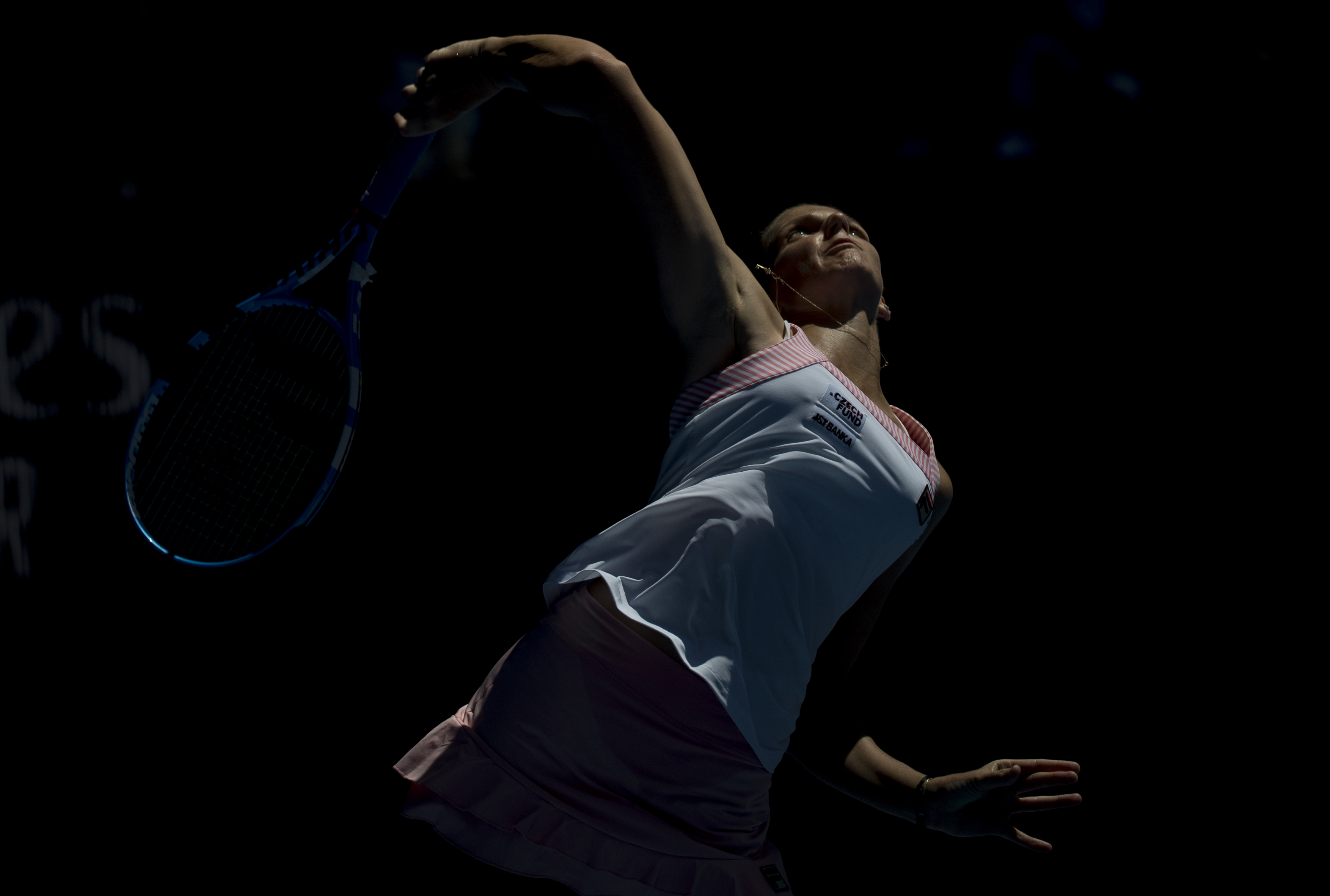 冈比亚女足实力抢眼，成功晋级半决赛