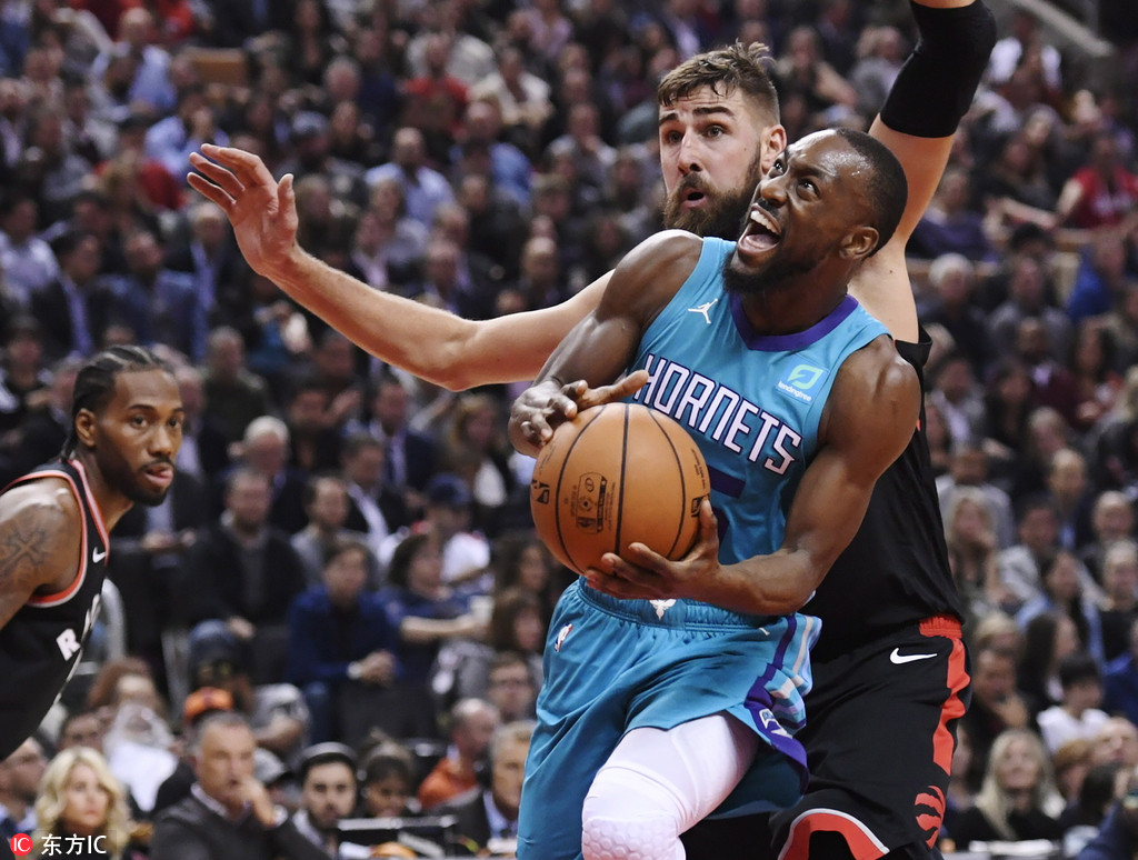 猛龙大胜黄蜂,新秀帕斯卡尔关键时刻坚持 猛龙大胜黄蜂,新秀帕斯卡尔关键时刻坚持